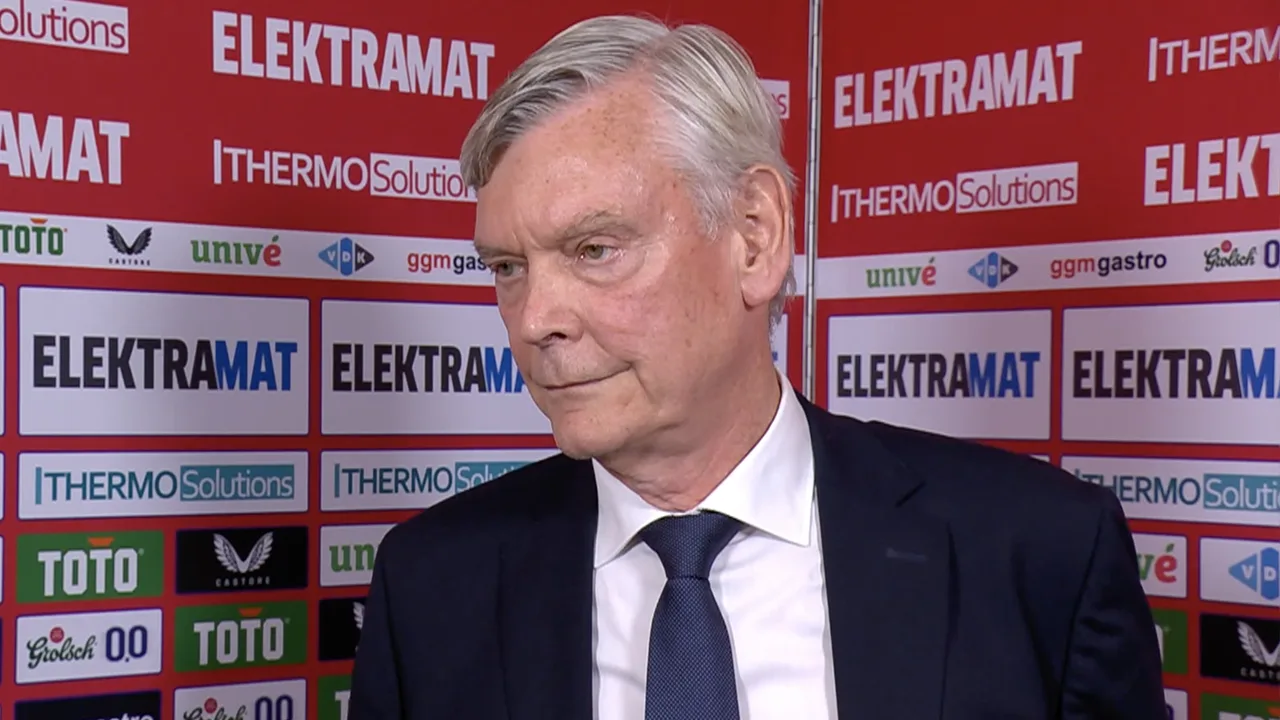 FC Twente-directeur Van der Kraan verklaart rellen op tribune in Grolsch Veste: 'Rampzalig!'