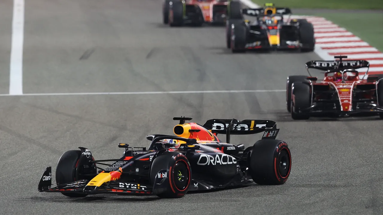 Nederland moet massaal de wekker zetten: dit is het tijdschema voor de Grand Prix van Australië