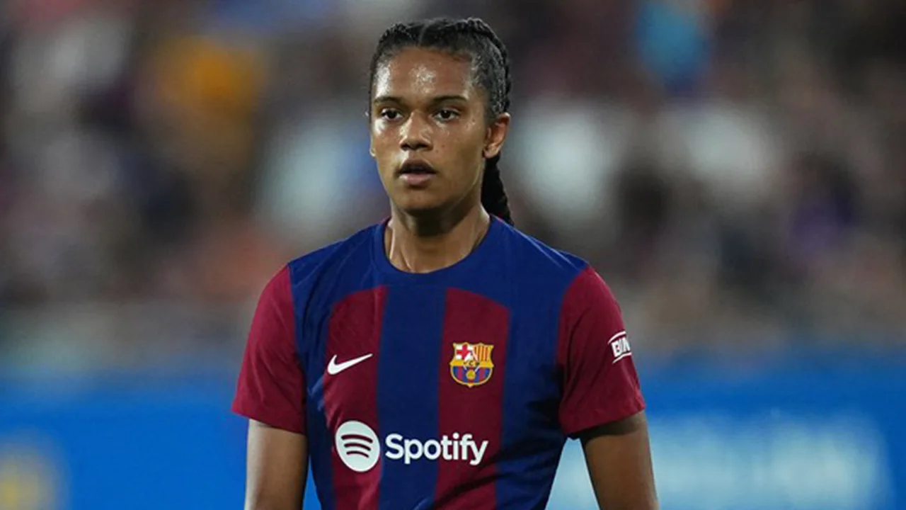 Esmee Brugts scoort razendsnelle hattrick in acht minuten