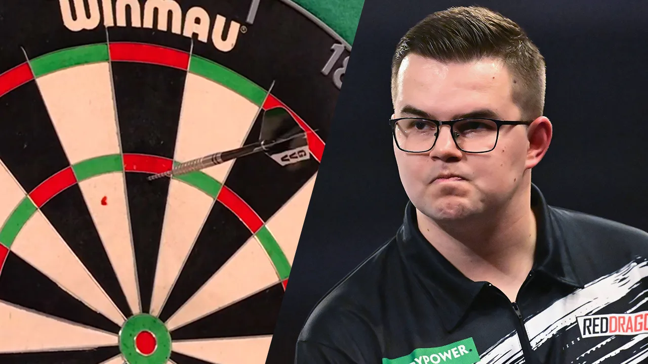 Gian van Veen verklaart bloed op bord tijdens WK-dartsfinale: ‘Heel onbenullig’