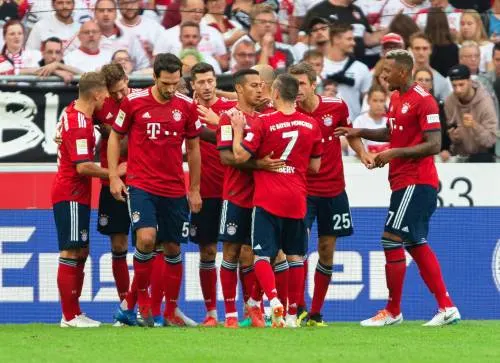 Bayern München ruim langs VfB Stuttgart