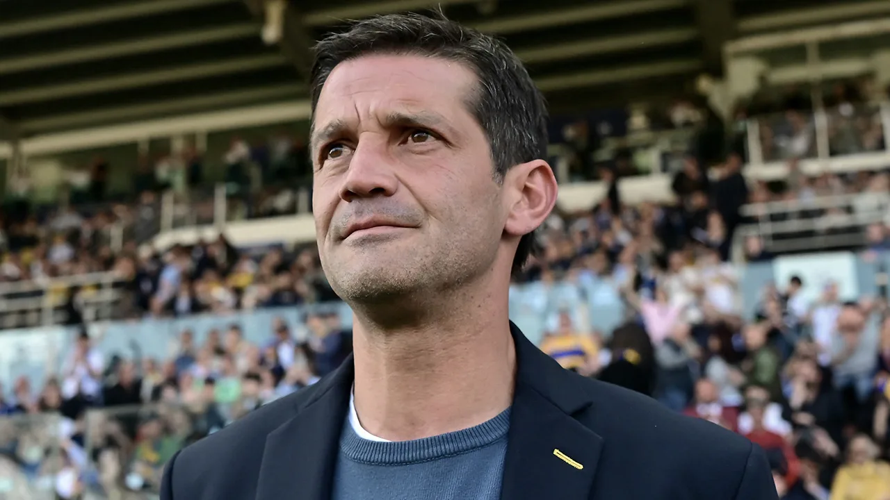 Internazionale presenteert oud-Ajacied Chivu als nieuwe hoofdtrainer