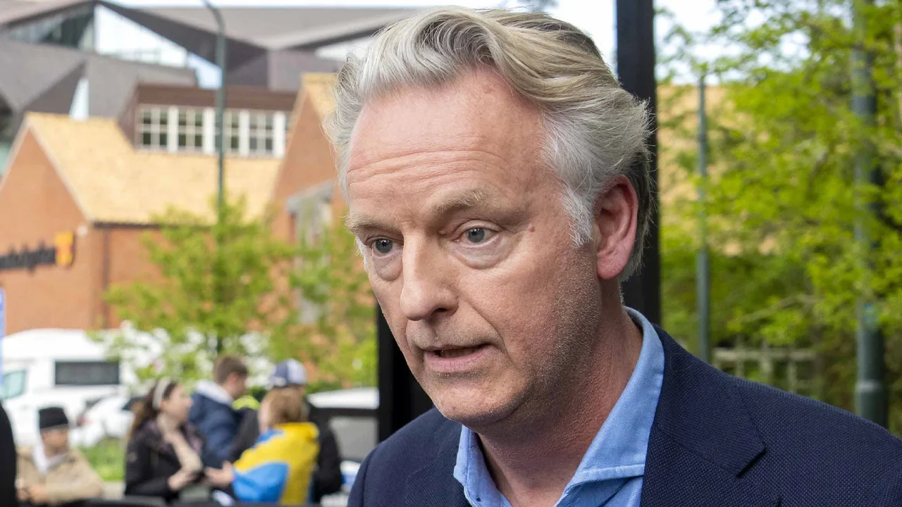 Van directeur AVROTROS mag Eredivisie bij NPO verdwijnen