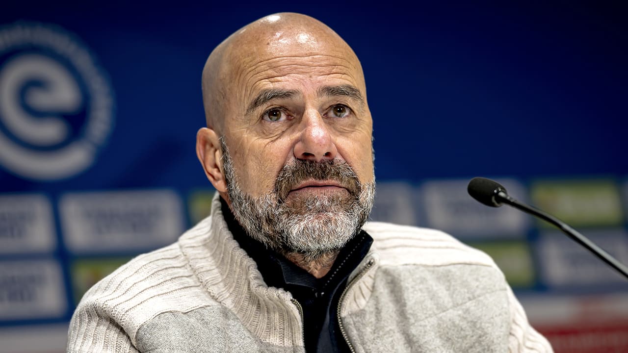 'Ik denk dat Peter Bosz stopt bij PSV; dat is intern allang bekend'