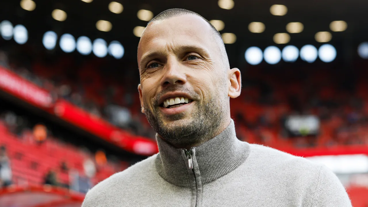John Heitinga vindt nieuwe klus en gaat aan de slag in de Premier League