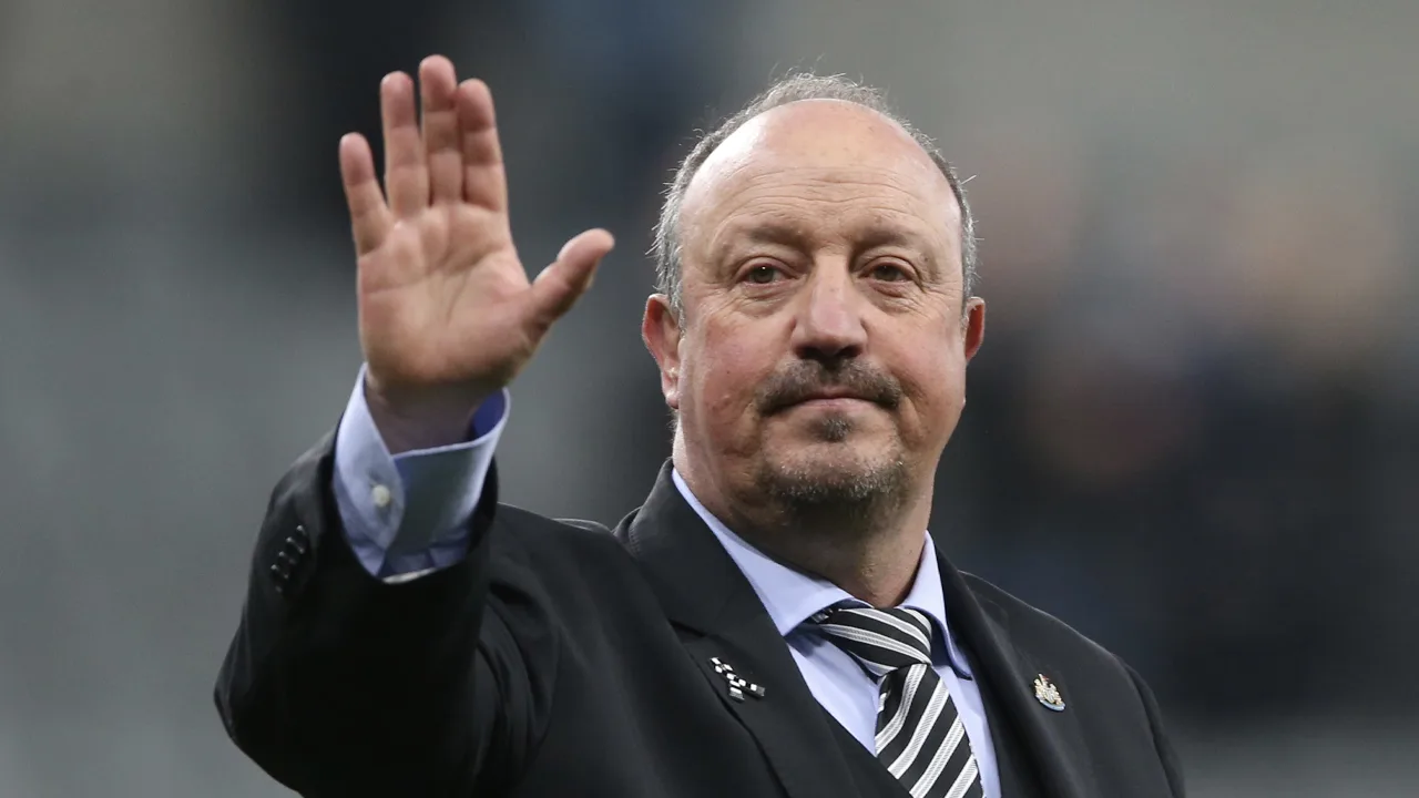 Everton haalt Benitez binnen als nieuwe trainer