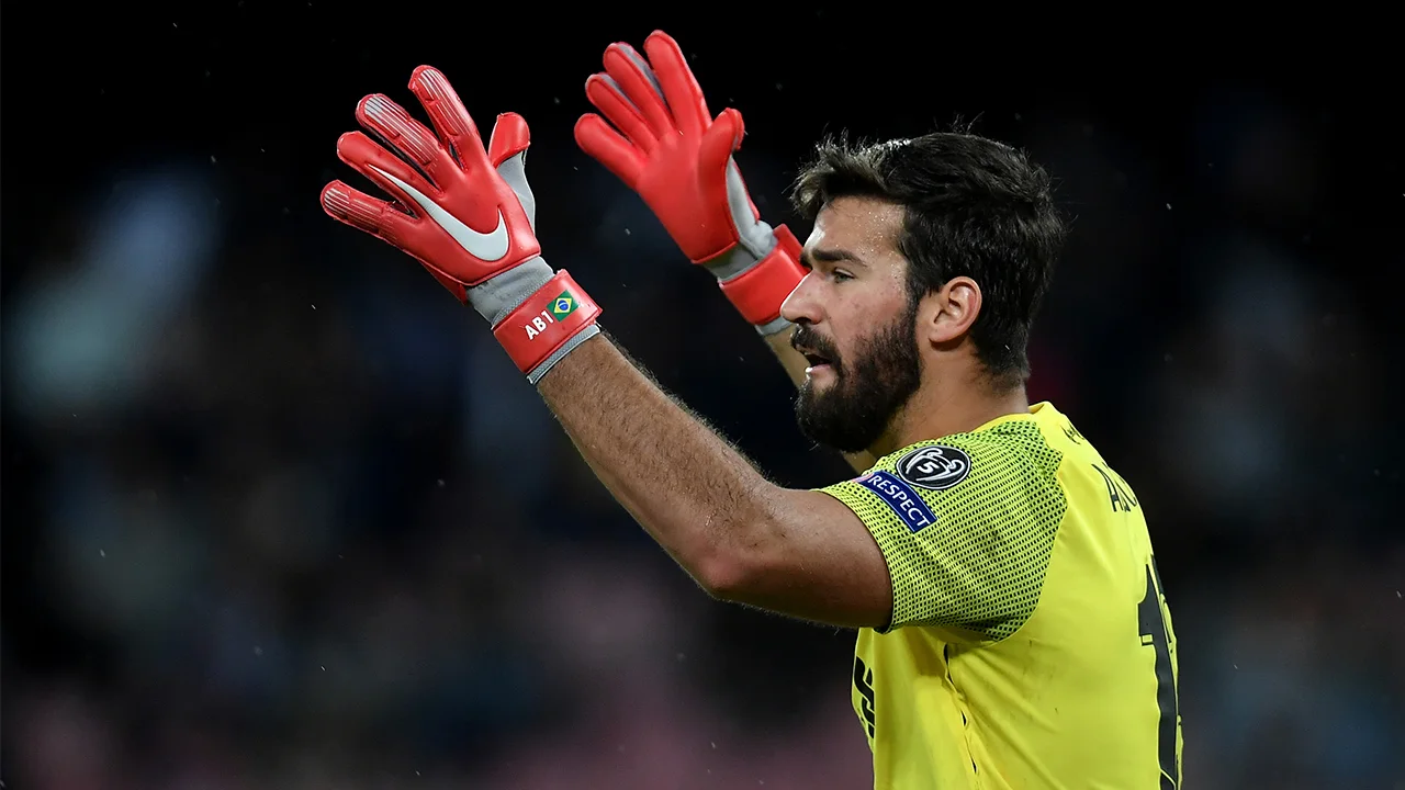 Klopp: 'Alisson half oktober pas terug'