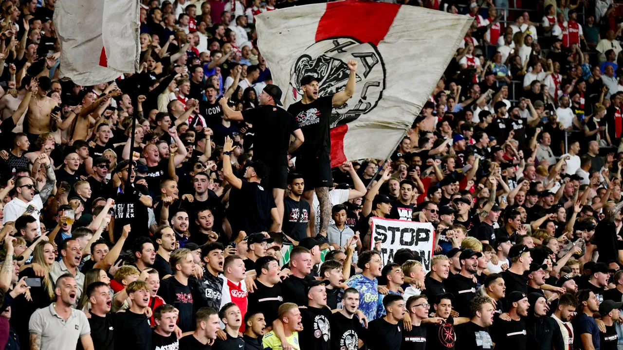 Supportersvereniging Ajax verbaasd door nieuwe staking politie: 'Dat stuit ons tegen de borst!'
