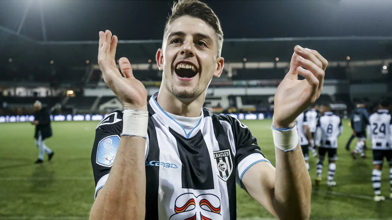Spits Dalmau van Heracles naar FC Utrecht