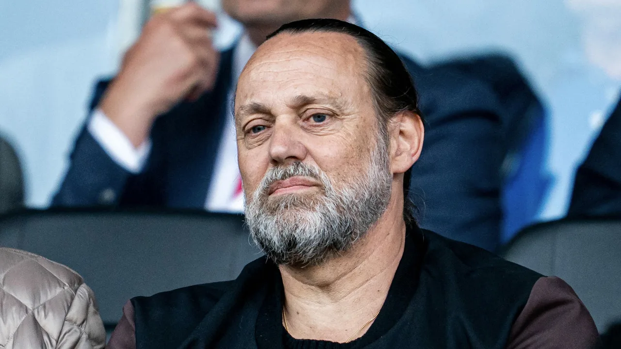 Hugo Borst bedreigd na column over Slot: ‘Zelfs mensen die ik goed ken’