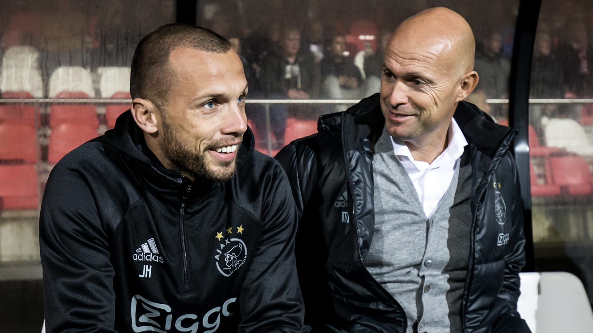 'Ajax en trainersduo Heitinga en Keizer bereiken akkoord op hoofdlijnen'