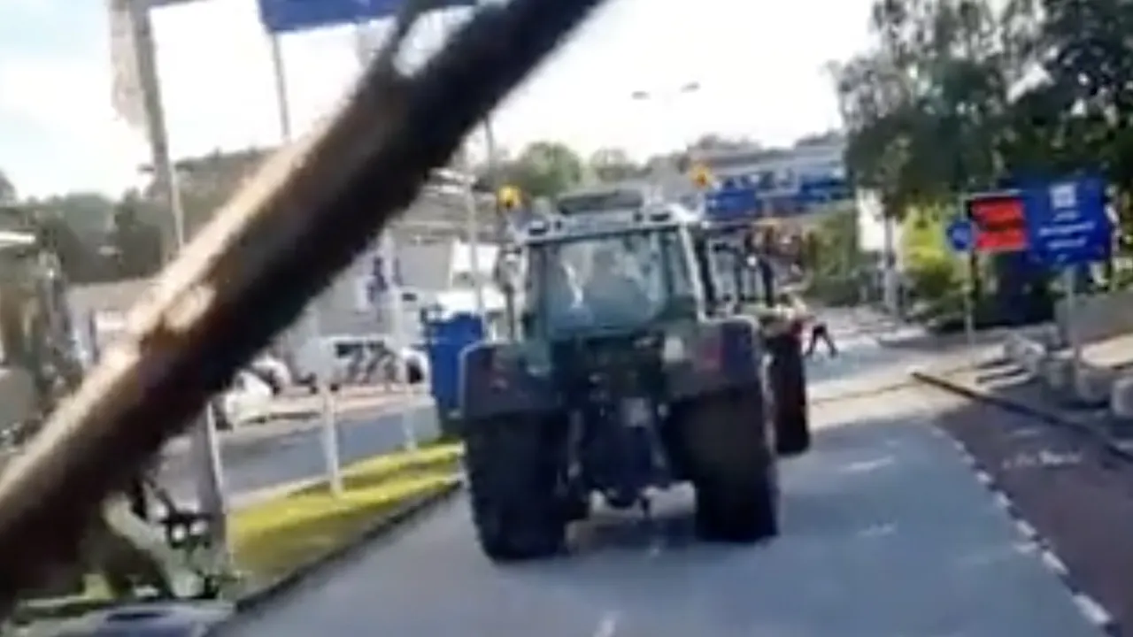 Boeren protesteren ook op Mediapark in Hilversum