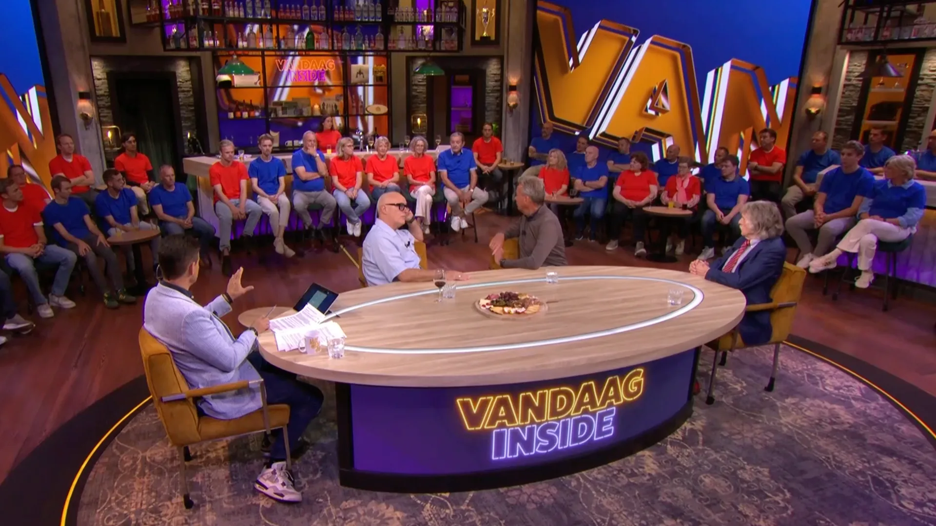 Publiek maakt statement voor KWF in de Vandaag Inside-studio