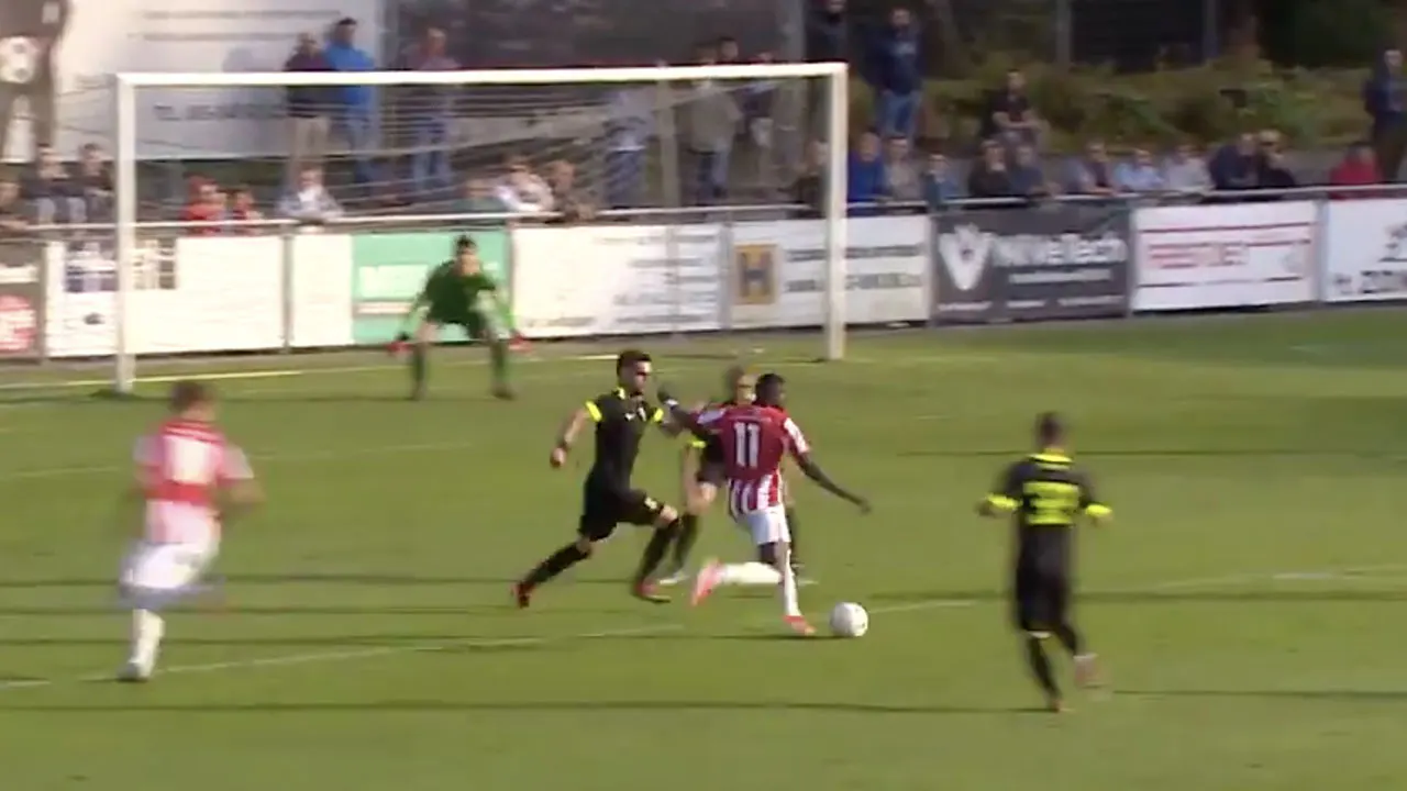 PSV rekent af met Aris Saloniki