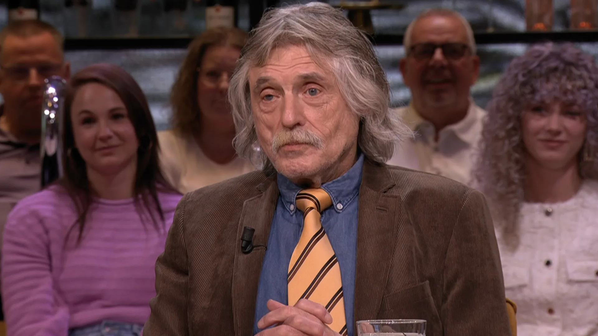Johan Derksen onthult waarom hij altijd zo hard uithaalde in zijn VI-columns