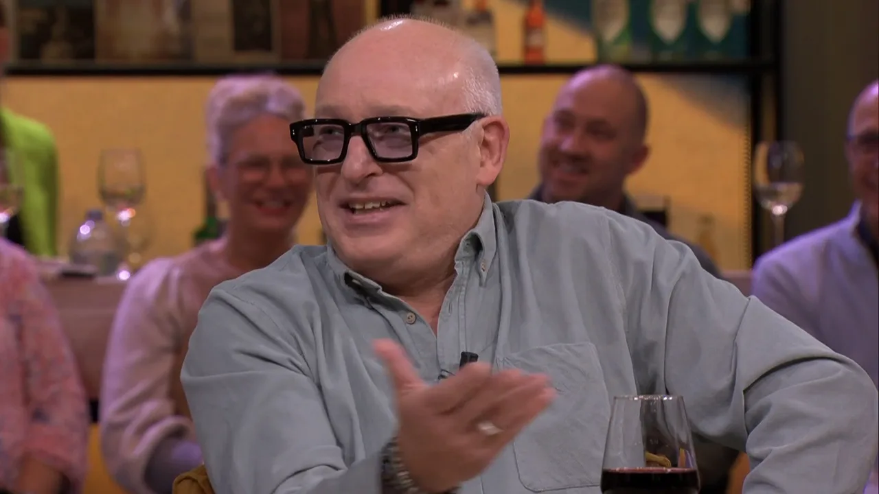 René van der Gijp vol ongeloof: 'Heb je dit weleens gezien? Heel bizar'