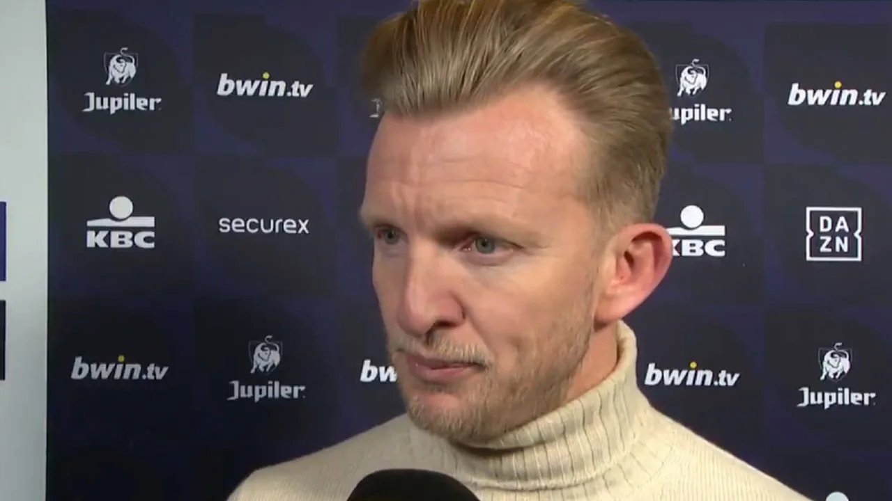 Dirk Kuyt haalt uit naar arbitrage: 'Moedwillig worden wij hier vandaag benadeeld!'