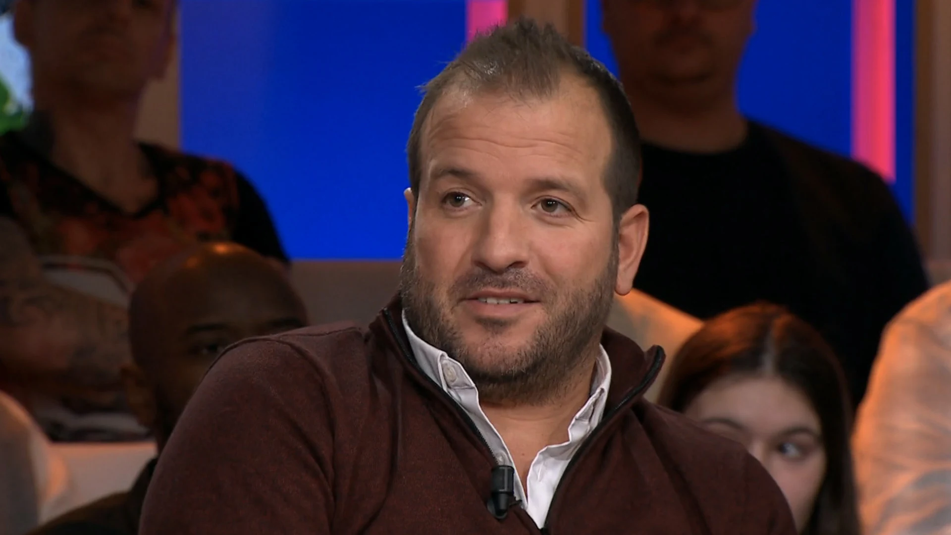 Van der Vaart: ‘Ik huil bij Het Familiediner want ik ben een jankerd, maar ik moest nu ook huilen’