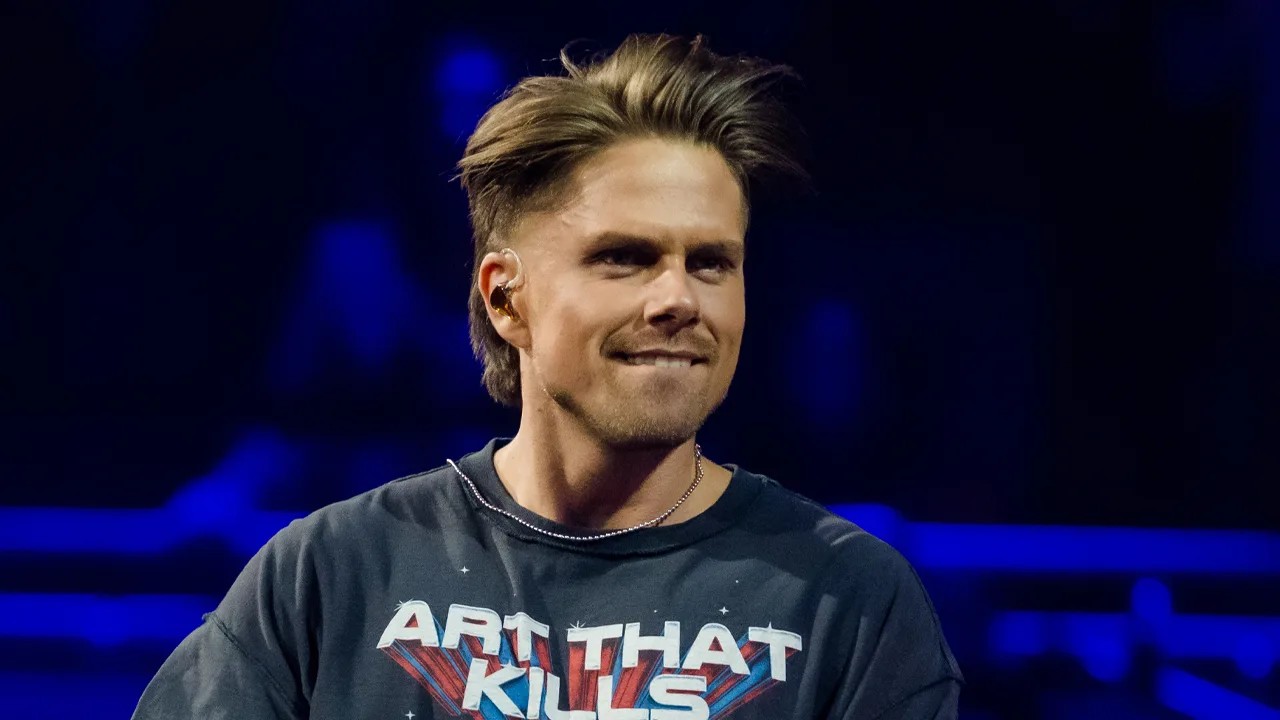 André Hazes tot over z'n oren verliefd: 'Ze is echt een verademing'