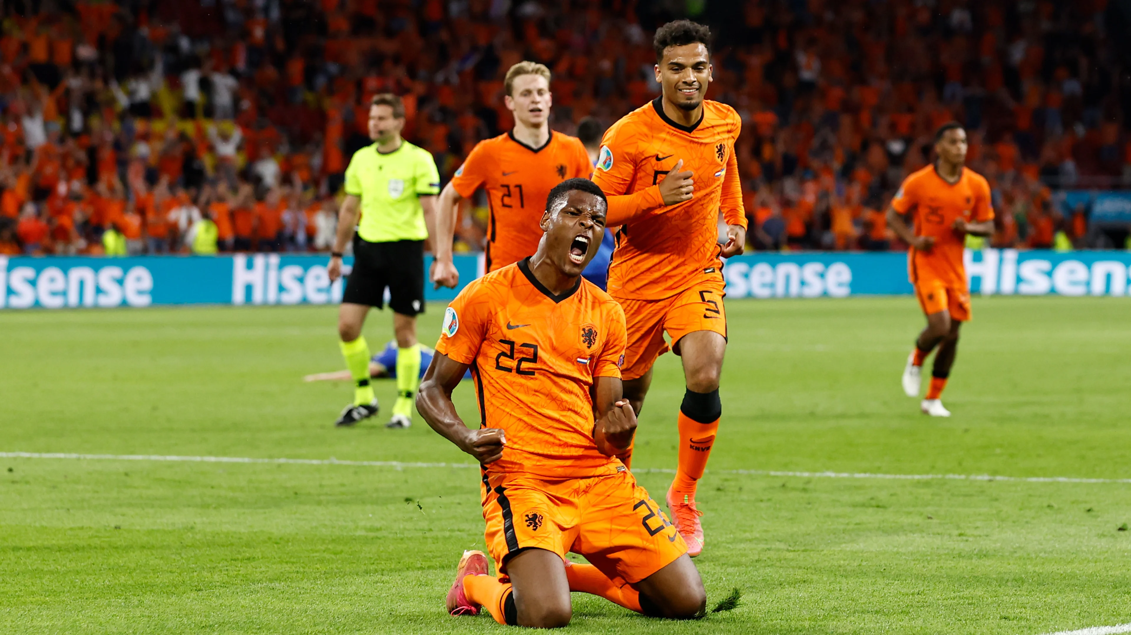 Buitenlandse media lovend over Oranje: 'Nederland laat de koning juichen'