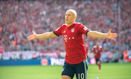Robben en Dilrosun trefzeker in Bundesliga