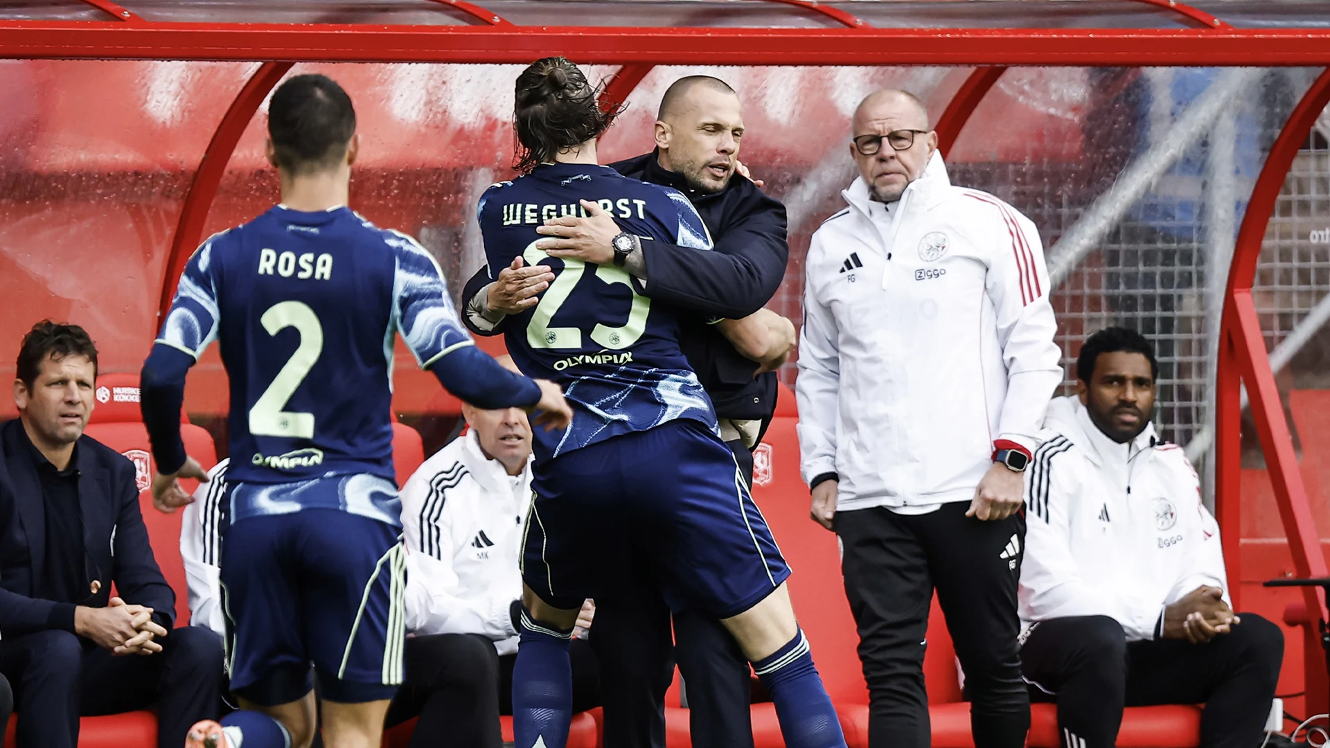 Ajax draait wedstrijd volledig om: drie doelpunten in 10 minuten