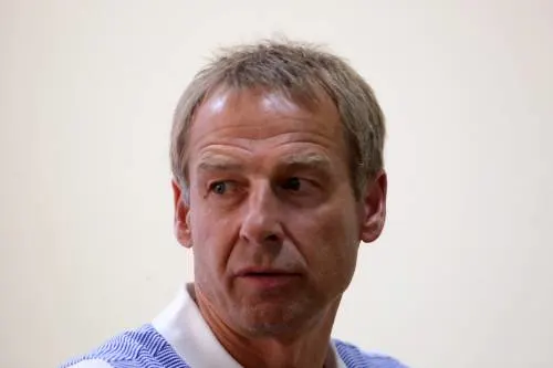 VfB Stuttgart in gesprek met Klinsmann