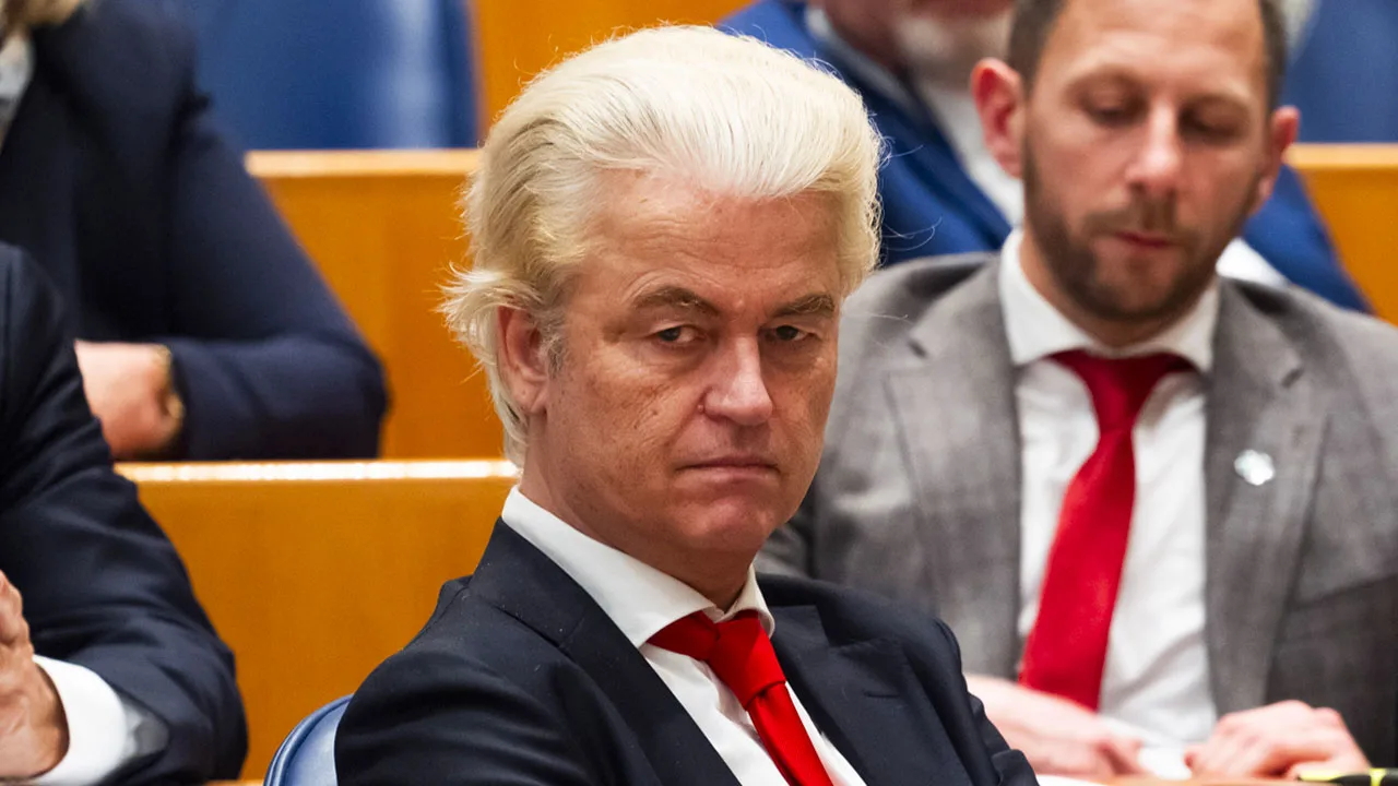 Wilders valt Faber bij: 'Nederlanders willen niet dat Nederland een groot azc wordt' 
