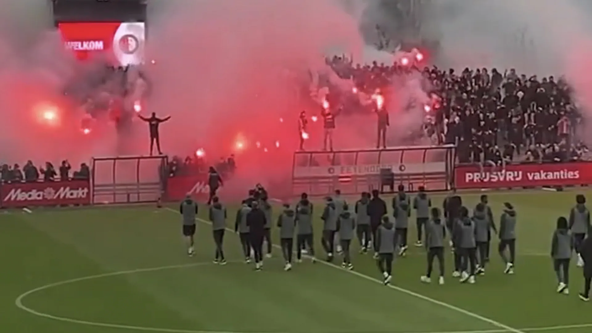 Video: Geweldige sfeer bij laatste training Feyenoord voor Klassieker