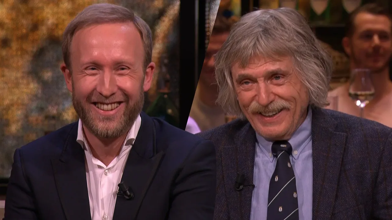 Raymond haakt in op ordinair grapje van Johan: 'Daar ik geen ervaring mee'