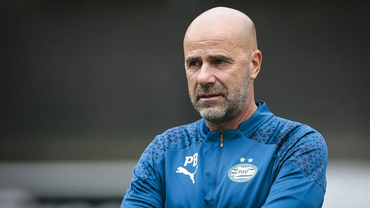 'Peter Bosz stel je niet zo aan, doe niet zo kinderachtig!'