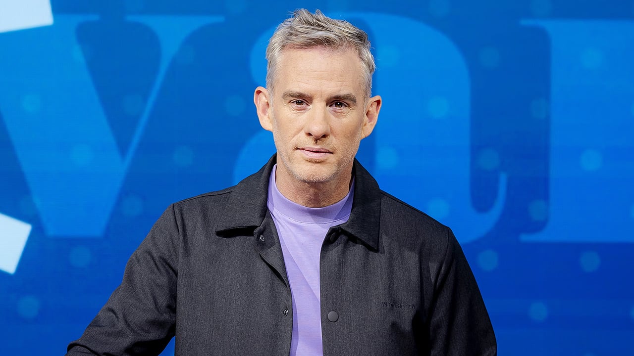 Art Rooijakkers terug bij Nieuws van de Dag na maanden van afwezigheid