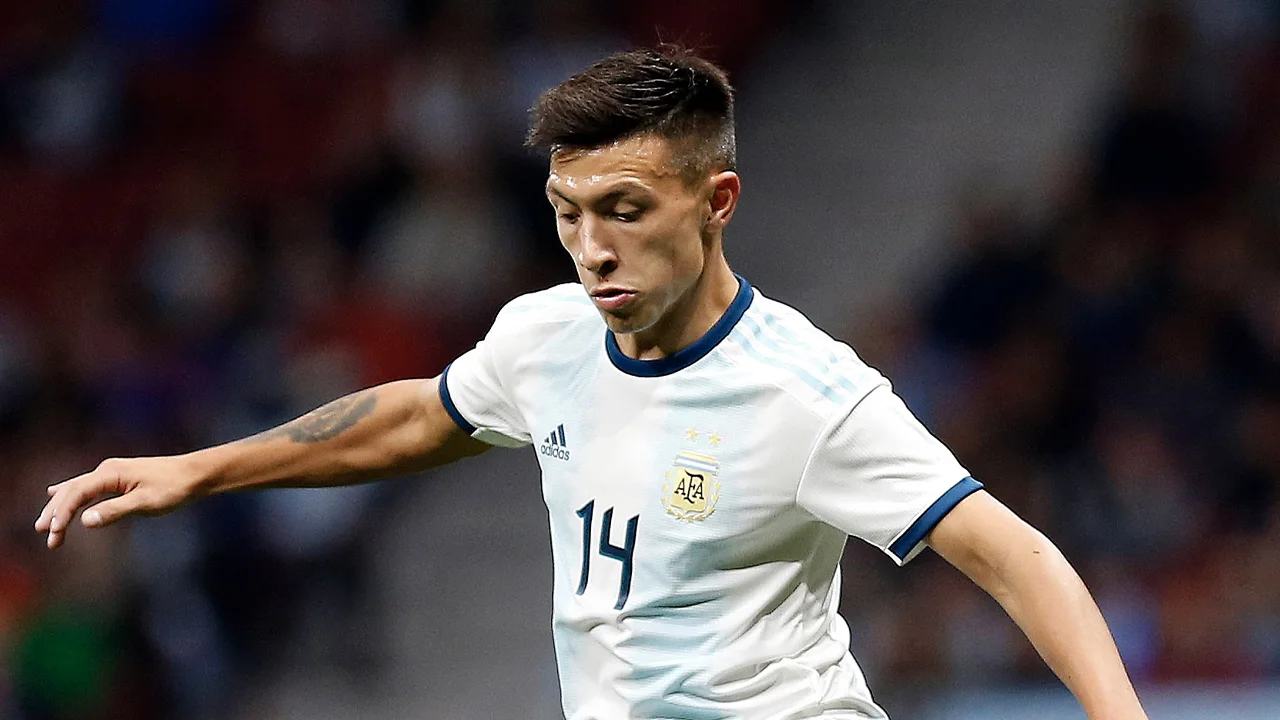 OFFICIEEL: Ajax contracteert Lisandro Martínez