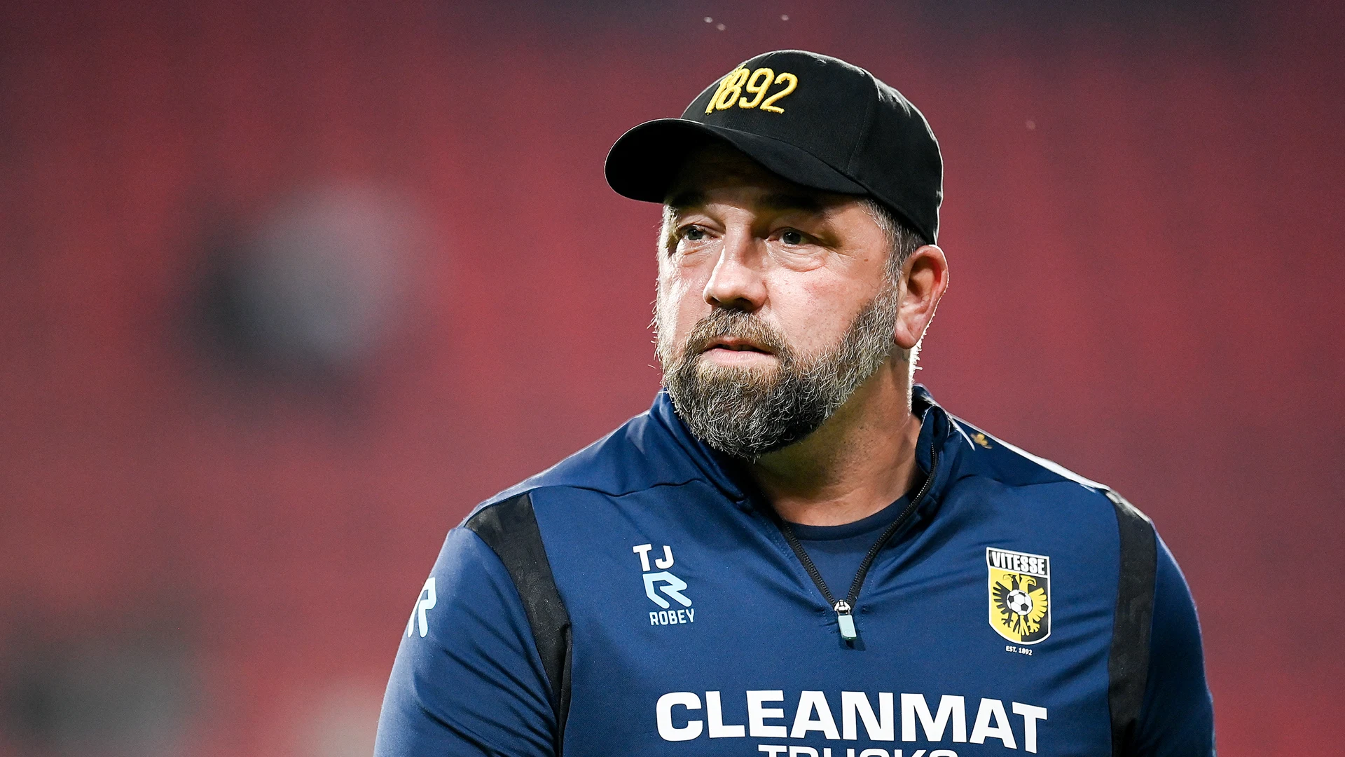 Theo Janssen vertrekt bij Vitesse en gaat als hoofdtrainer aan de slag