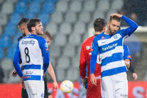 Flemming blinkt uit met vier goals