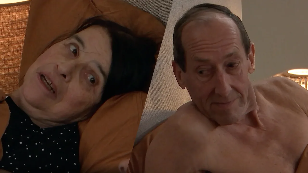 Lang Leve de Liefde-deelnemer waagt pikante poging in bed: 'Ik had nog een leuke vraag...'