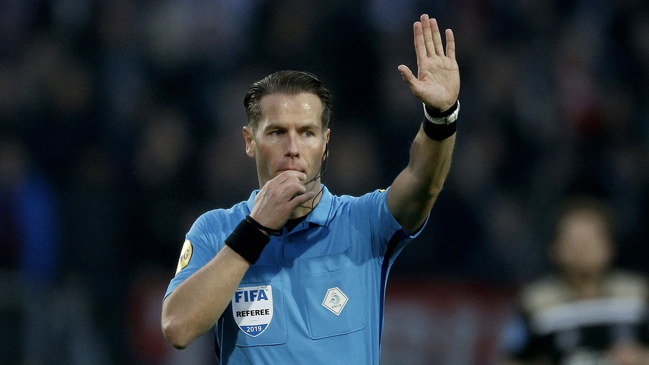 Makkelie fluit CL-duel tussen Manchester City en Olympique Lyon