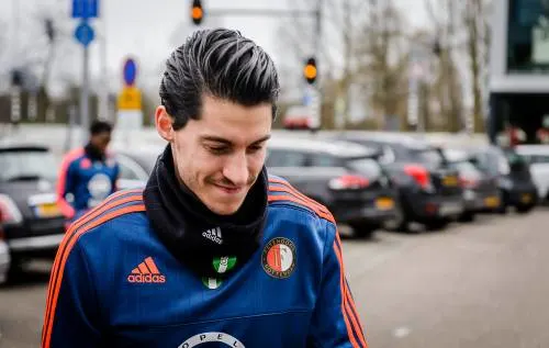 Vejinovic maakt rentree bij AZ