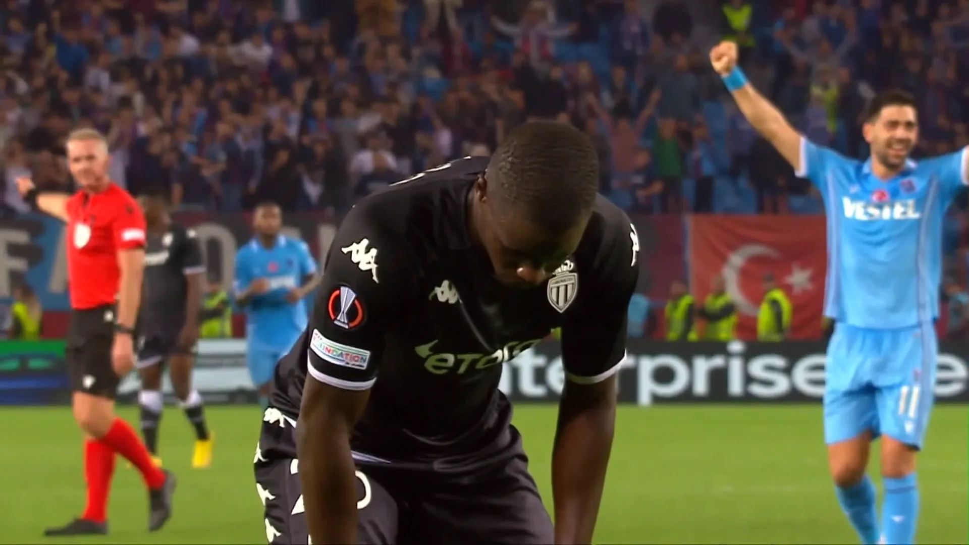 VIDEOGOAL: Trabzonspor - AS Monaco 1-0 (Eigen doelpunt Sarr)
