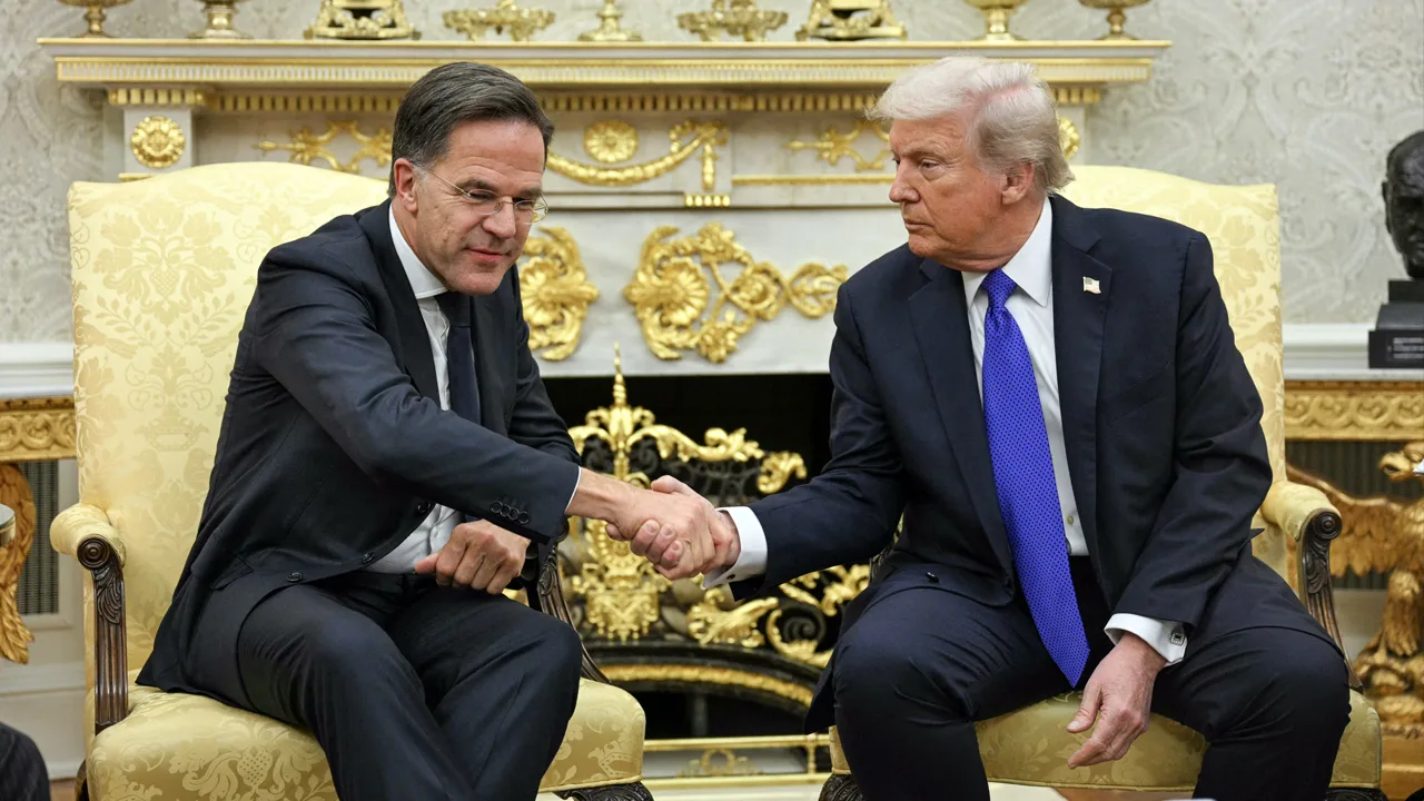 Donald Trump deelt opnieuw persoonlijk bericht van NAVO-topman Mark Rutte op sociale media