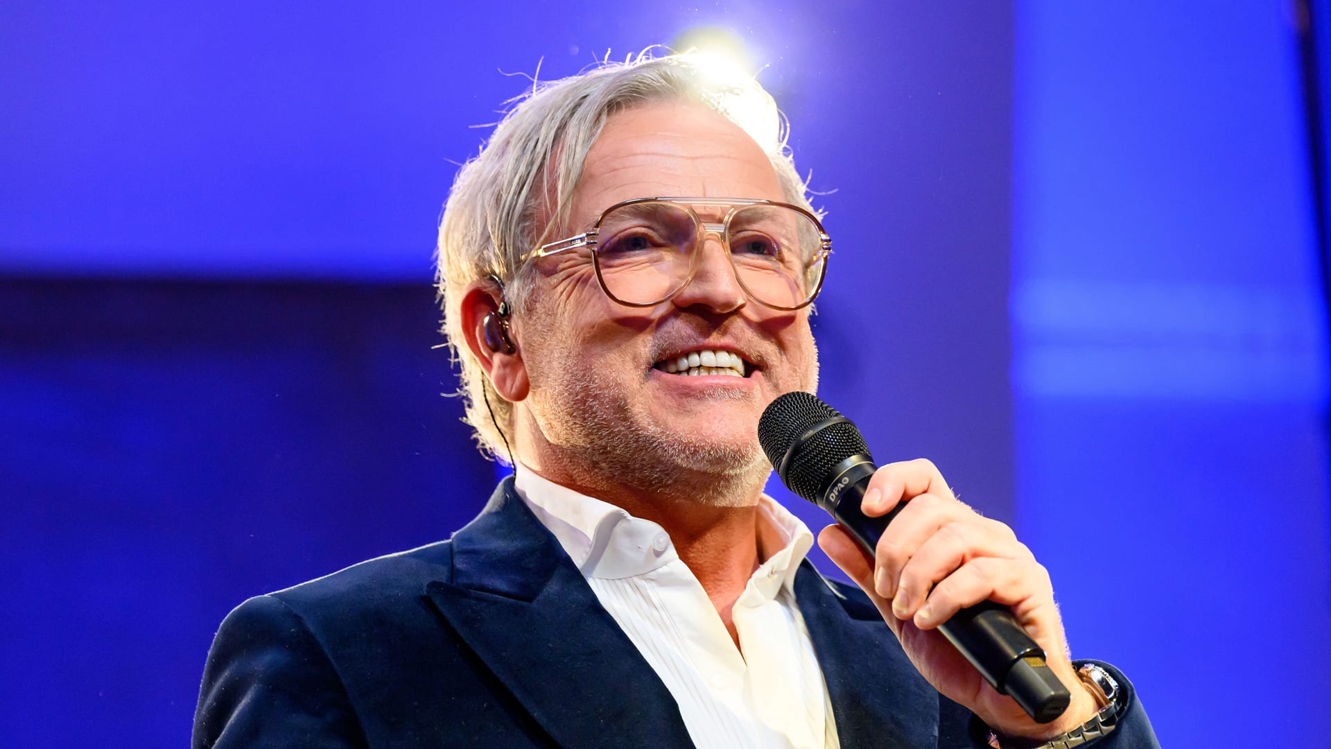 Gordon deelt heuglijk nieuws via Instagram: ‘Hoera!!!!!'