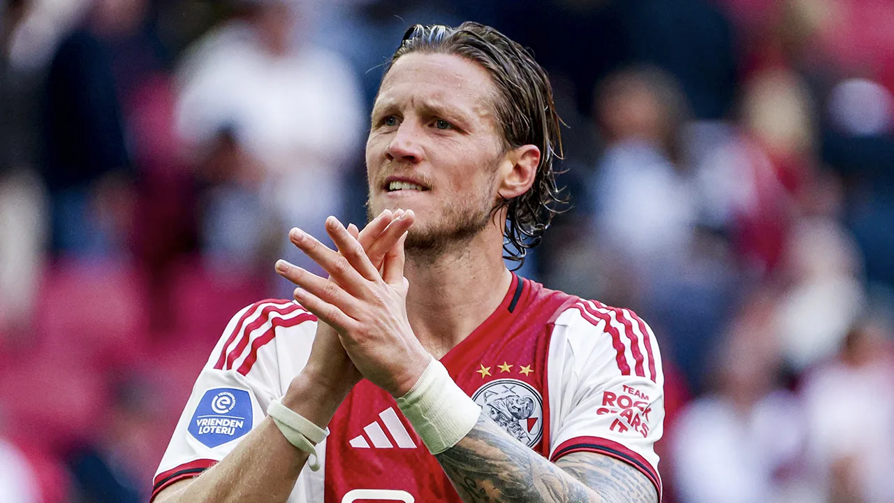 Wout Weghorst krijgt advies voor carrièreswitch: 'Hij moet gaan darten!' 