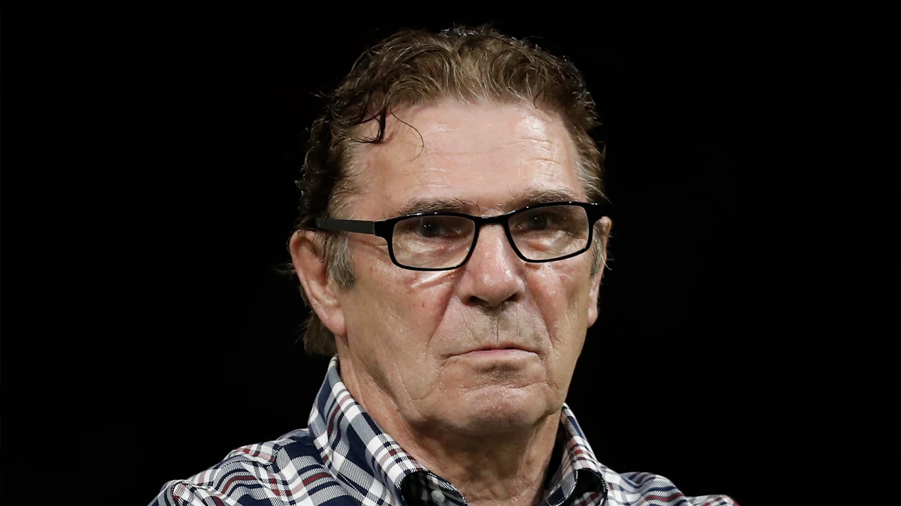 Van Hanegem kritisch op Oranje-spelers: 'Hij begon al slecht bij zijn eerste bal'