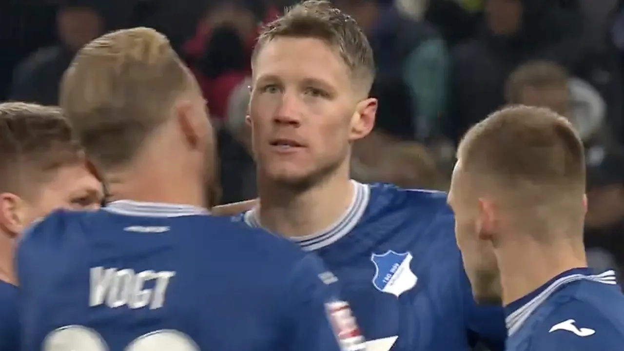 Videogoal: Weghorst maakt vierde doelpunt van het seizoen in de Bundesliga 