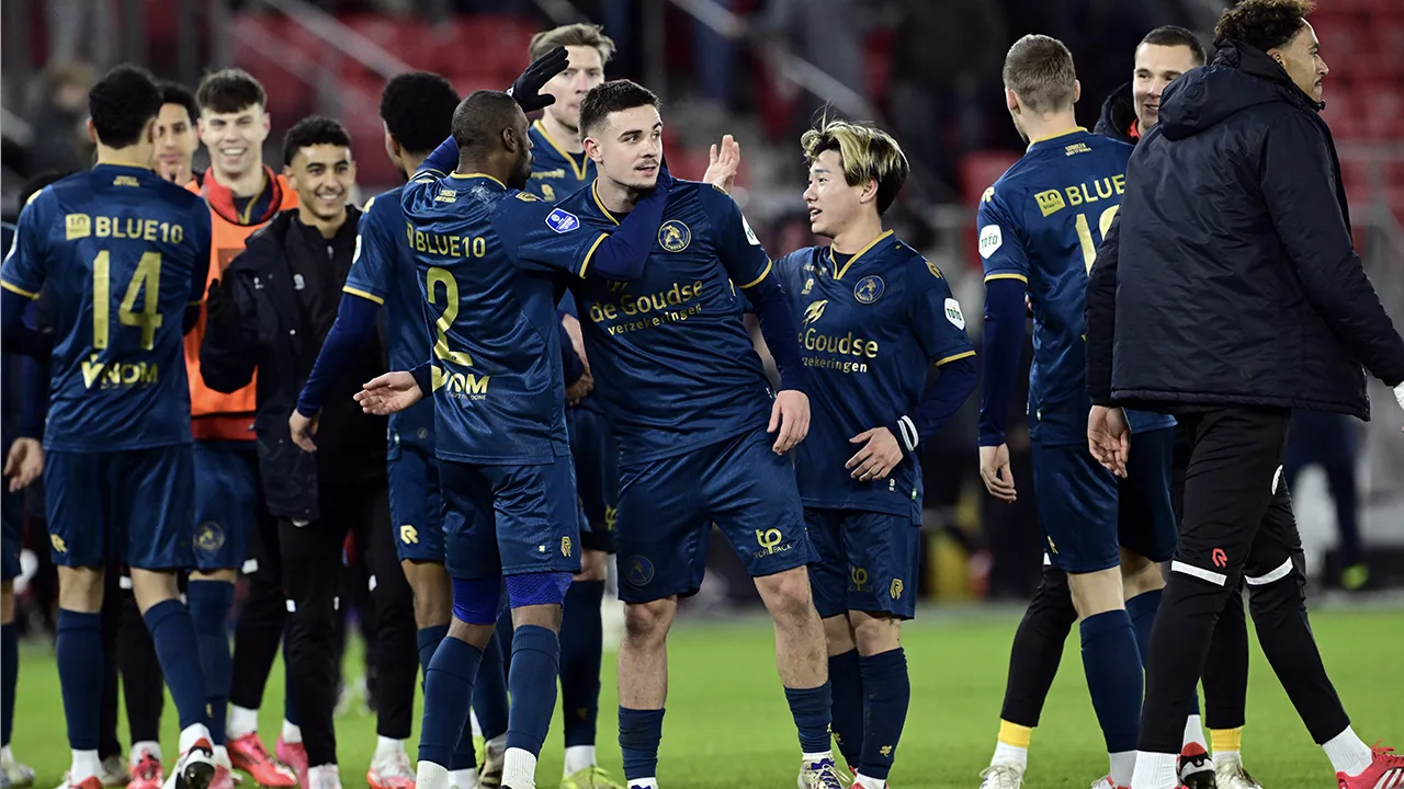 Sparta behaalt bij AZ eerste zege sinds september