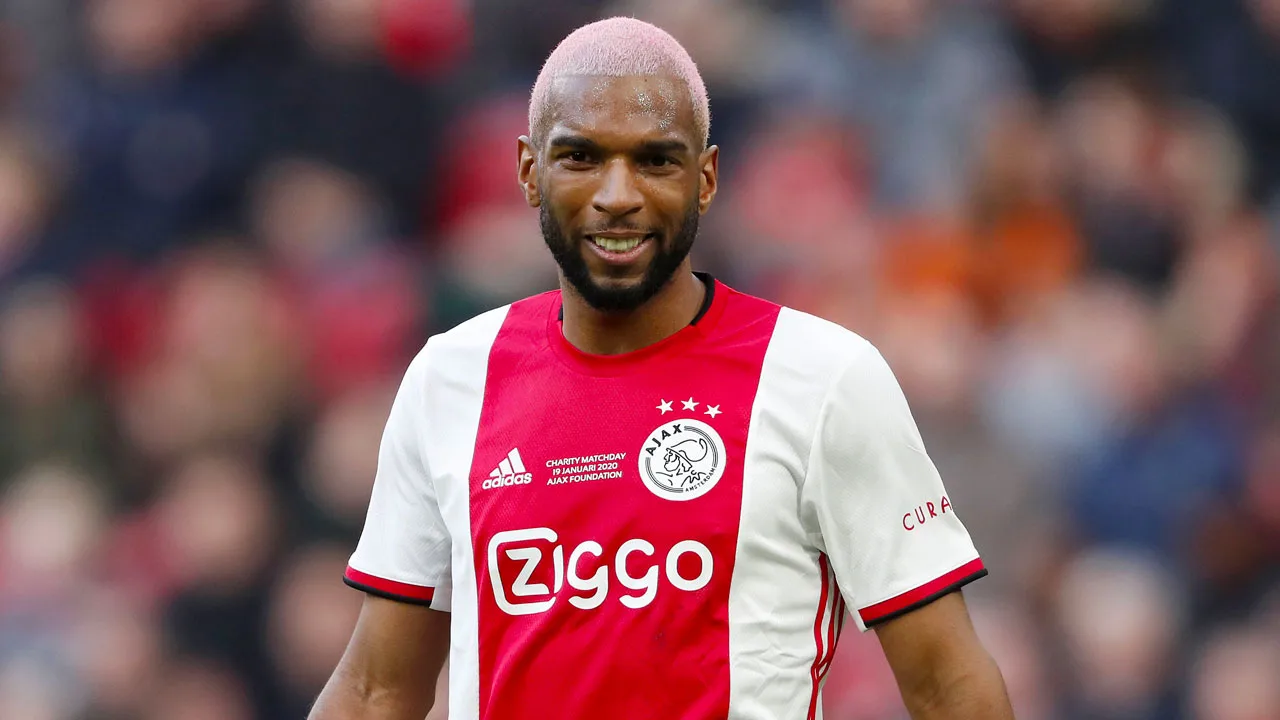 Voormalig Oranje-international Ryan Babel beëindigt voetbalcarrière