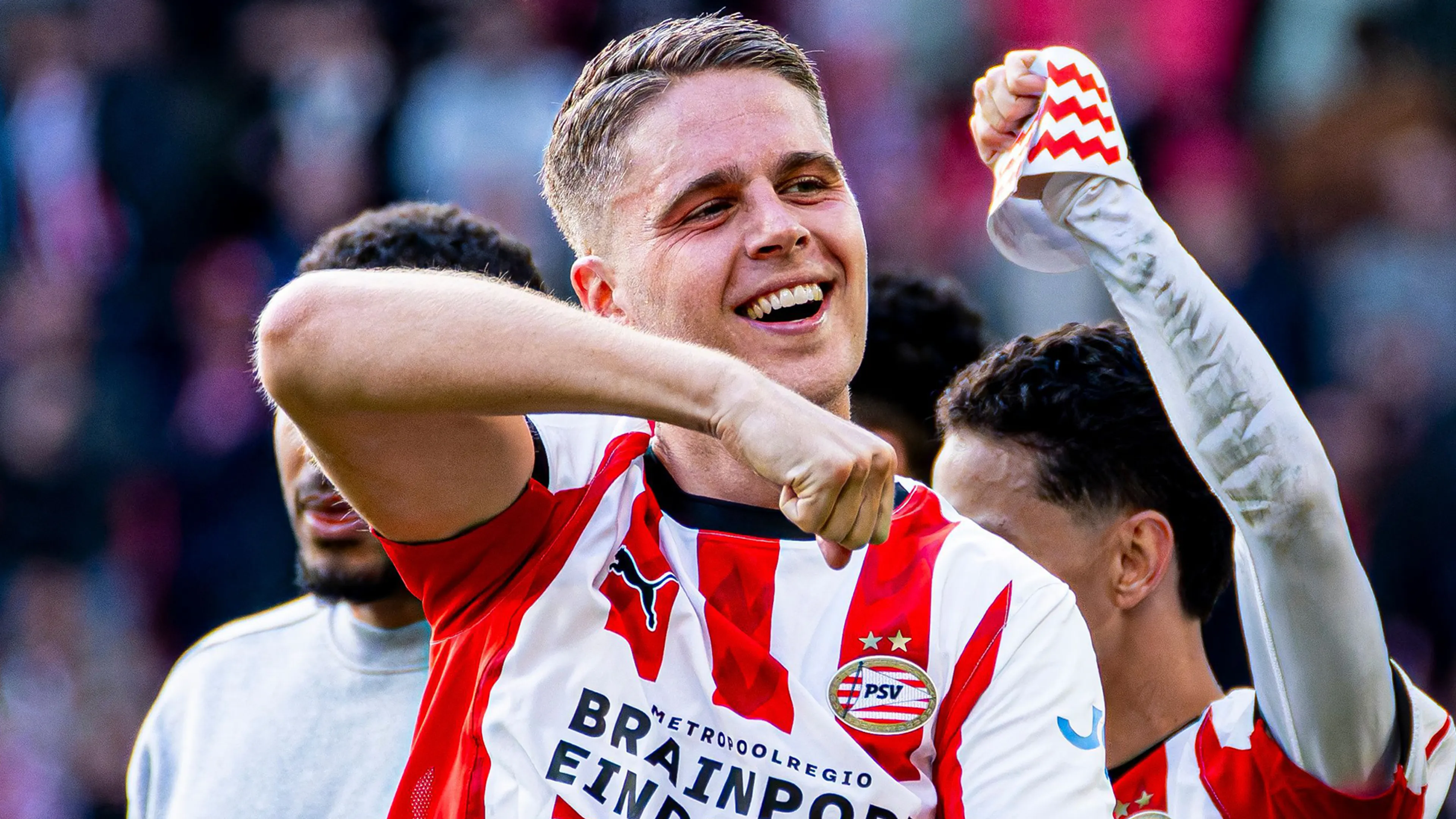 PSV - pagina 1 | Vandaag Inside