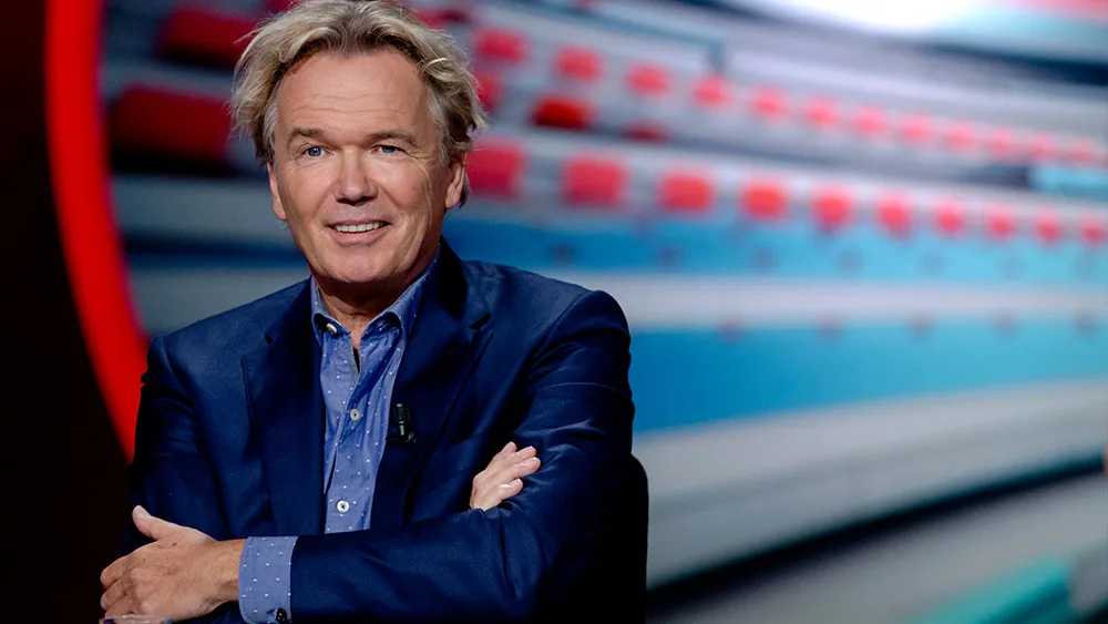 Tom Egbers vergelijkt Studio Voetbal met Veronica Inside 