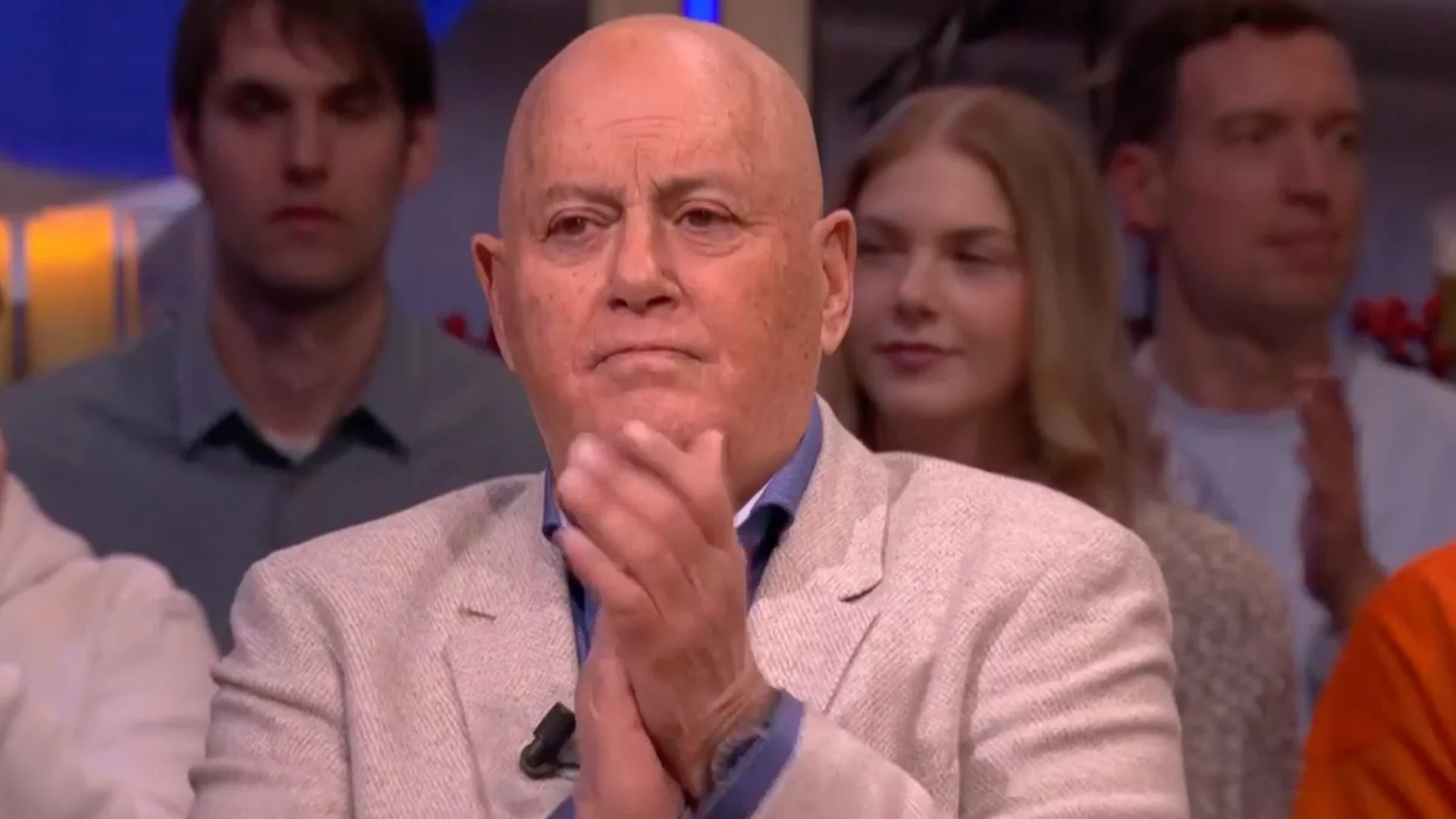 De Oranjewinter-studio applaudisseert voor de Rotterdamse politie: 'Een dik vet compliment!'