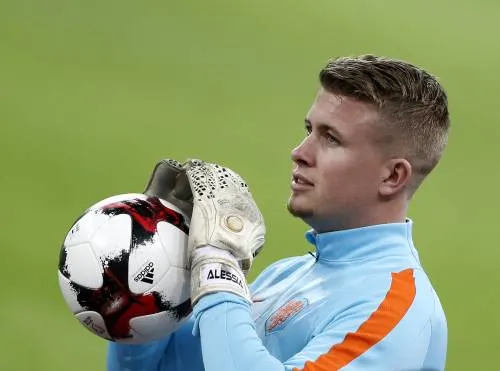 Doelman FC Groningen nog vast